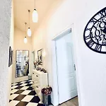 Modern In Apartman