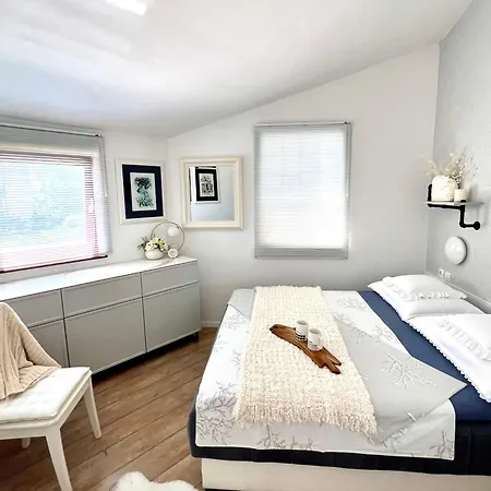 Modern In Apartmán *