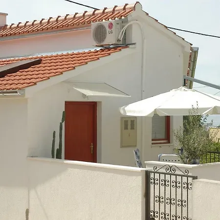 Modern In Primosten
