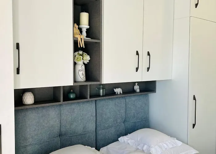 Modern In Apartmán Primošten